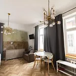 Apart-hotel Justlvivit At The Rynok Square Lviv