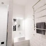 Apart-hotel Justlvivit At The Rynok Square