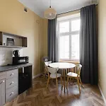 Justlvivit At The Rynok Square Apart-hotel 4*