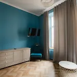 Apart-hotel Justlvivit At The Rynok Square 4*