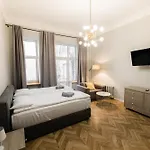 Justlvivit At The Rynok Square Apart-hotel Lviv