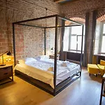 Justlvivit At The Rynok Square Apart-hotel 4*