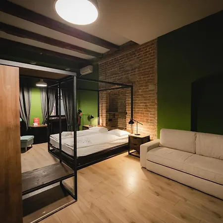 Justlvivit At The Rynok Square Apartment Lviv