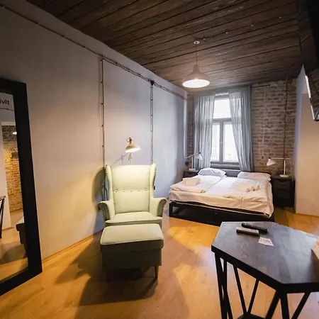 Justlvivit At The Rynok Square Apartment