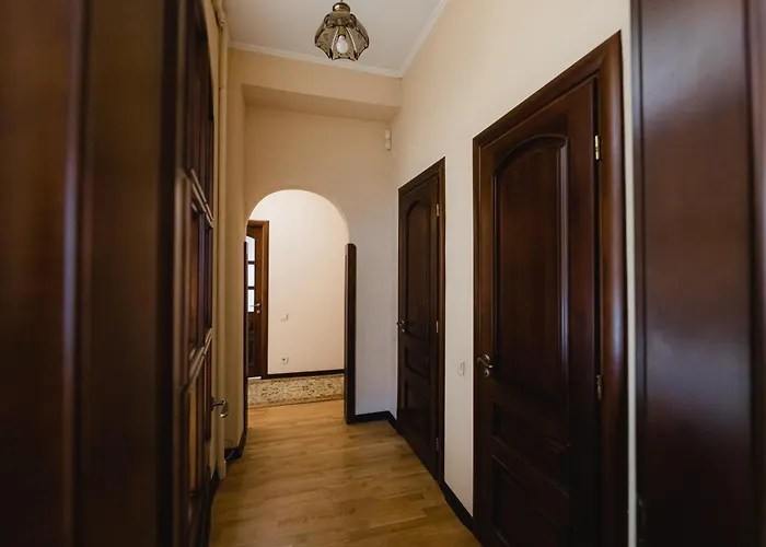 Justlvivit At The Rynok Square Hotel apartamentowy