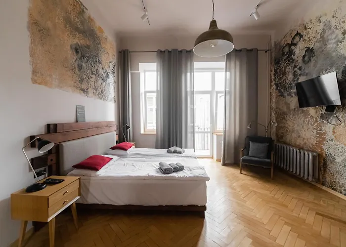 Justlvivit At The Rynok Square