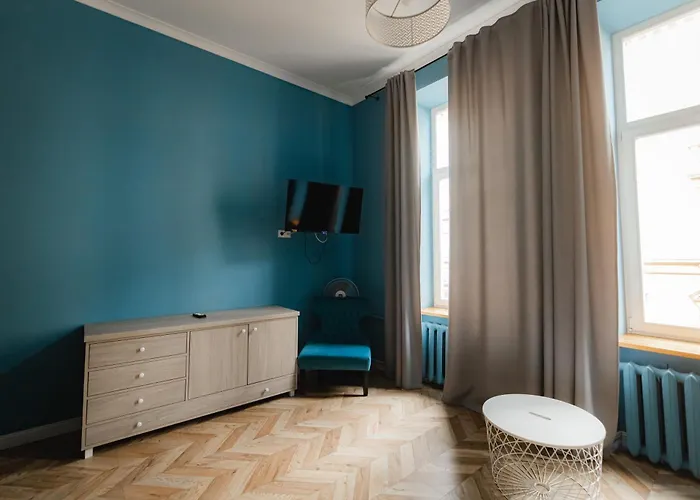 Hotel apartamentowy Justlvivit At The Rynok Square 4*