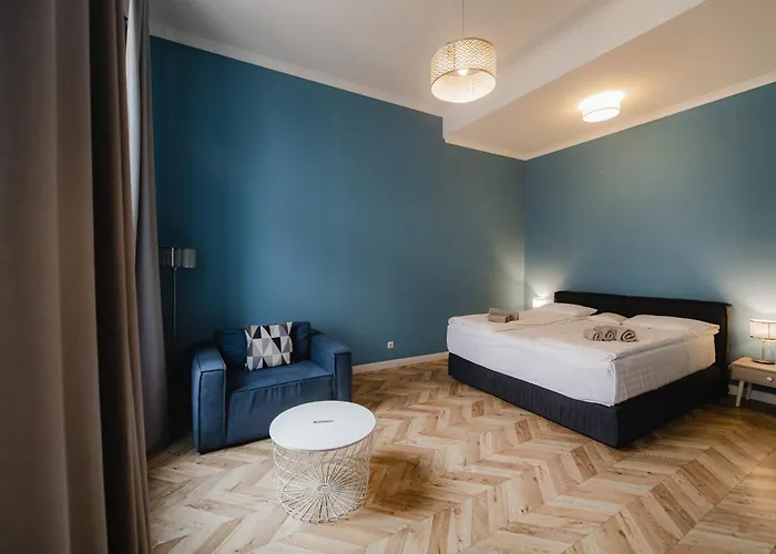 Justlvivit At The Rynok Square Hotel apartamentowy Lwów