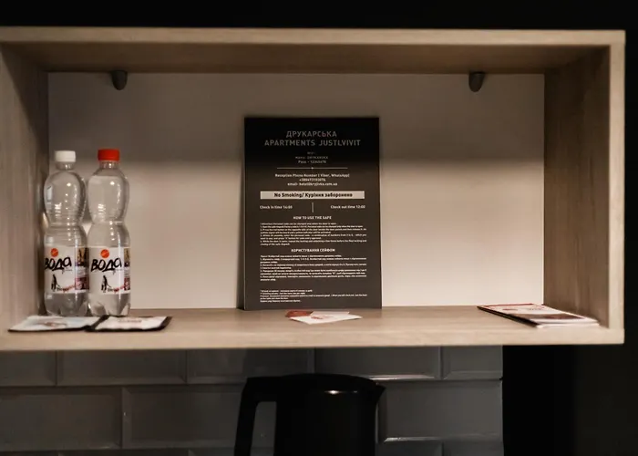 Justlvivit At The Rynok Square 4* リヴィウ