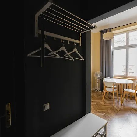 Justlvivit At The Rynok Square Apartmanhotel 4*