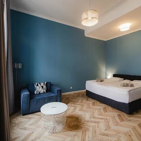 Justlvivit At The Rynok Square Apartmanhotel Lviv