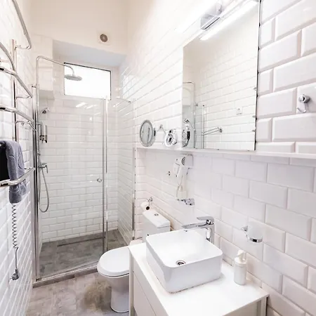 Justlvivit At The Rynok Square Apartmanhotel Lviv