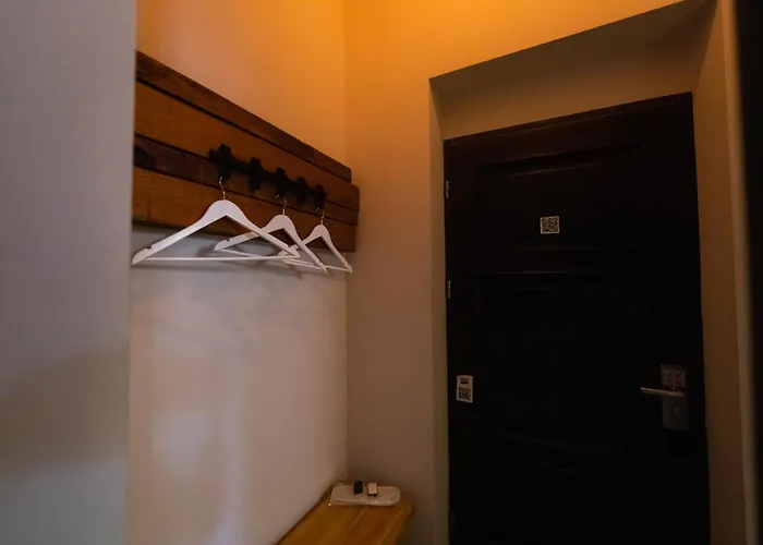 Justlvivit At The Rynok Square