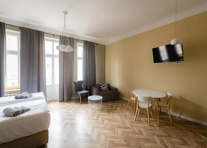 Justlvivit At The Rynok Square Apart-hotel 4*
