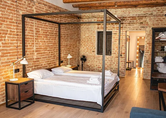 Apart-hotel Justlvivit At The Rynok Square